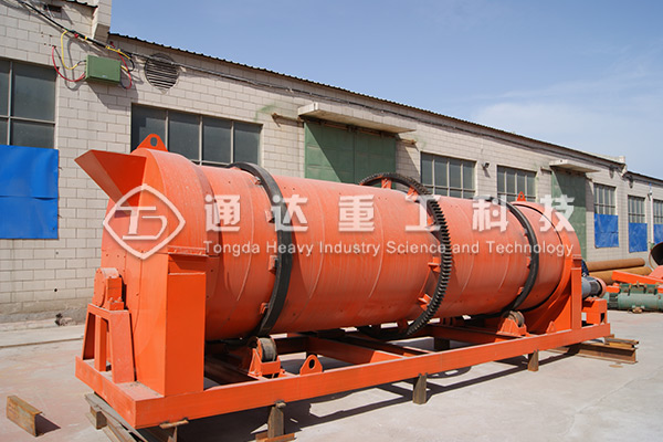 轉(zhuǎn)鼓攪齒二合一造粒機工作原理和適用物料范圍