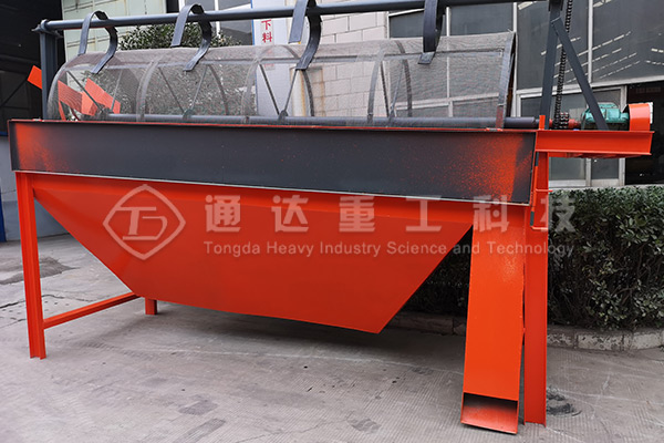 有機(jī)肥滾筒篩分機(jī)