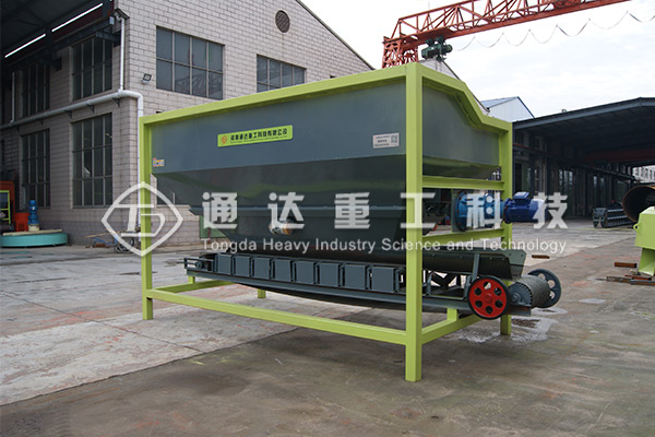 建有機(jī)肥廠解決了草原牛羊堆糞難題，牛羊糞如何進(jìn)一步加工處理做成綠色有機(jī)肥料?