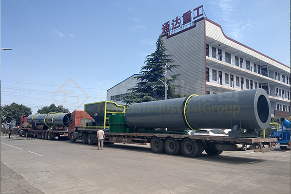 10000頭羊用什么有機(jī)肥加工設(shè)備?一萬只羊養(yǎng)殖場用什么型號(hào)有機(jī)肥設(shè)備好?